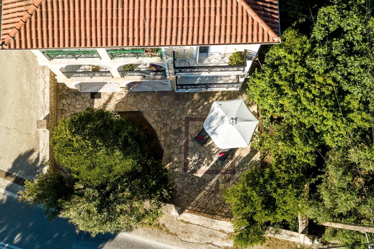Valeroso Apartment Xirokastellon Exterior photo